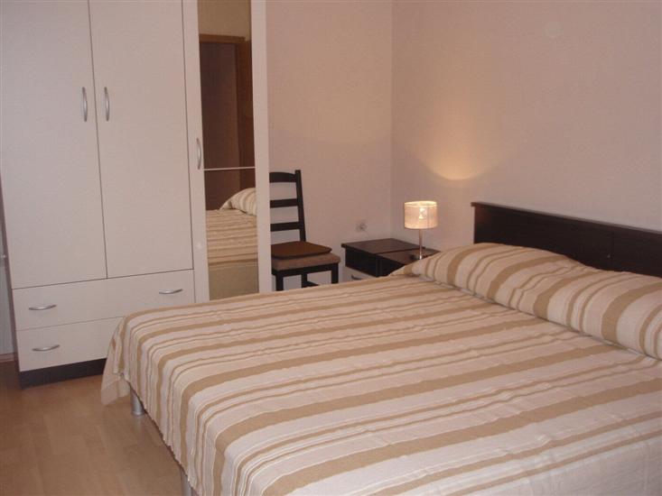 Apartment A2, for 3 persons