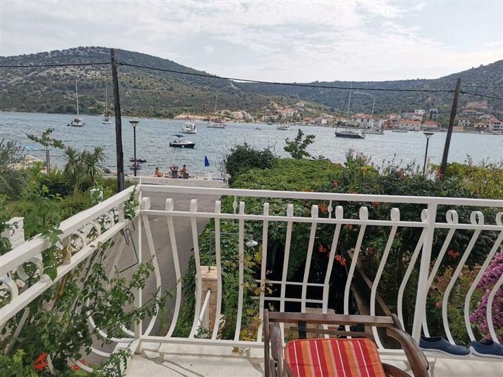 Apartment A2, for 3 persons