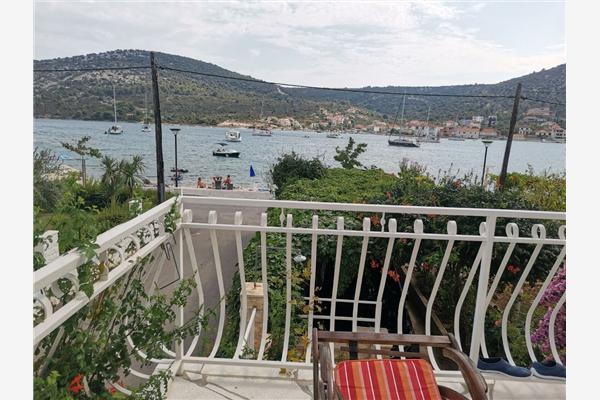 Apartment A2, for 3 persons