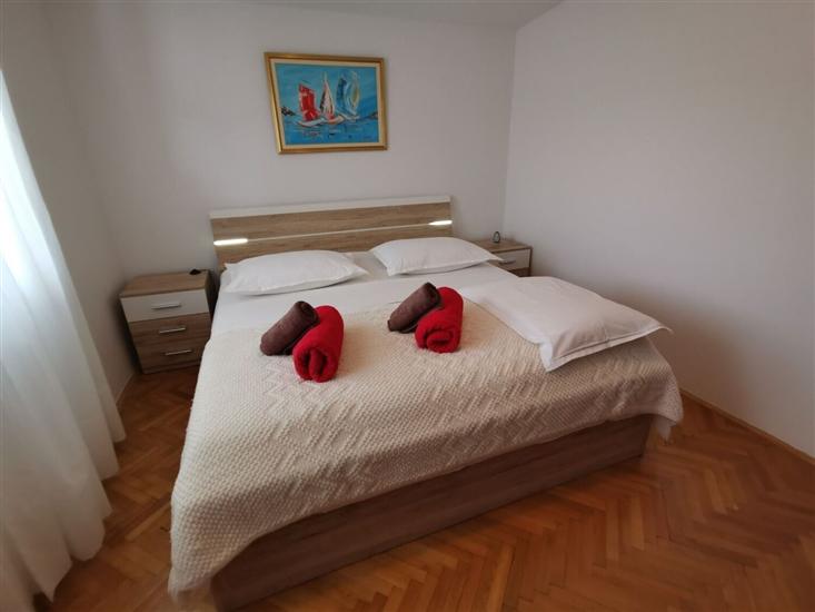 Apartment A2, for 3 persons
