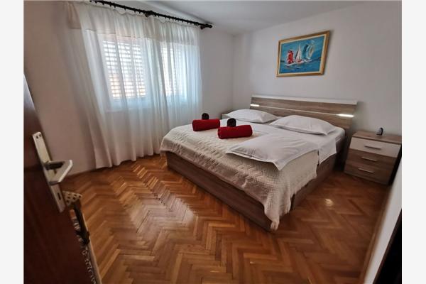 Apartment A2, for 3 persons