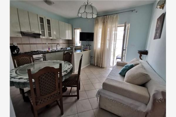 Apartment A3, for 5 persons