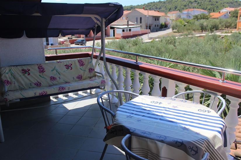 Apartment A1, for 6 persons