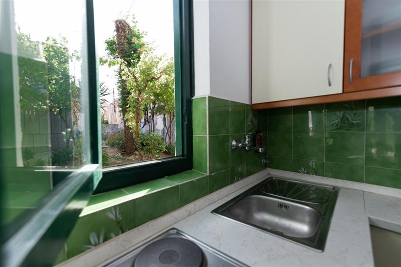 Apartment A1, for 6 persons