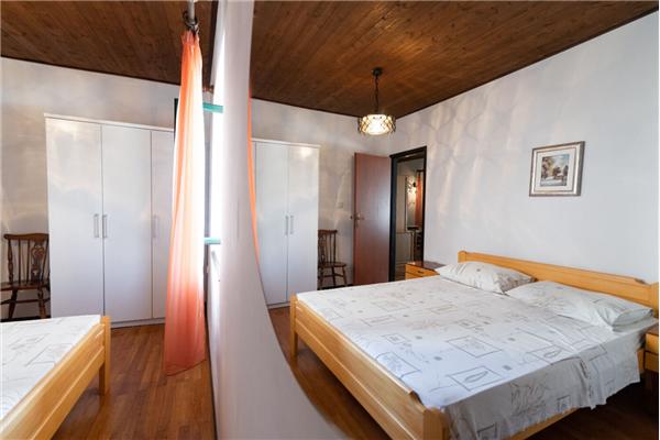 Apartment A1, for 6 persons