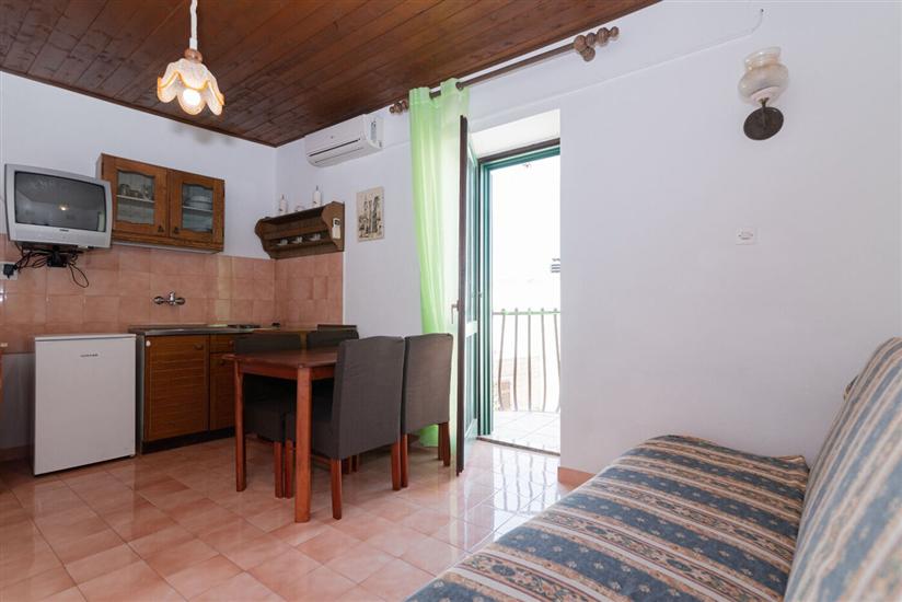 Apartment A3, for 3 persons