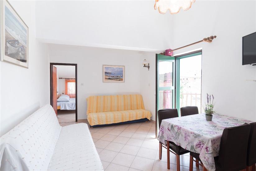 Apartment A4, for 4 persons