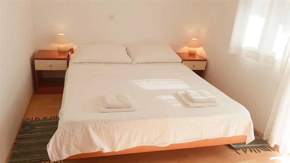 Apartment A4, for 4 persons