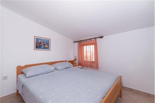Apartment A4, for 4 persons