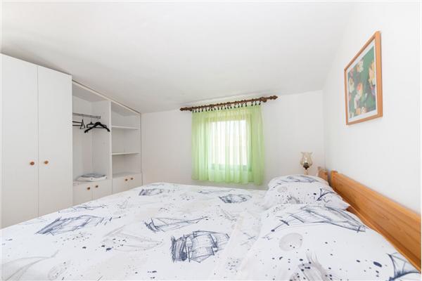 Apartment A5, for 4 persons