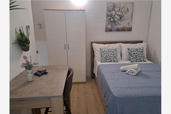 Apartment A5, for 2 persons