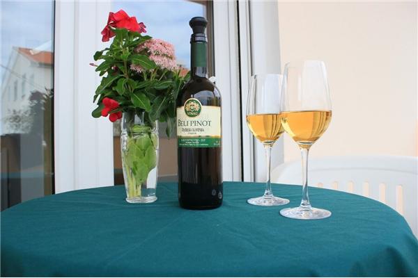 Apartment A2, for 3 persons