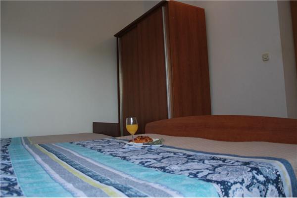 Apartment A2, for 3 persons