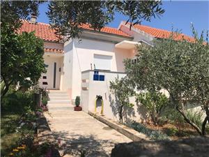 Apartment North Dalmatian islands,BookRužicaFrom 111 €