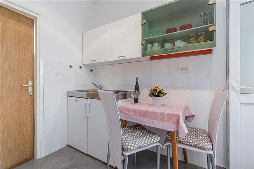 Apartment A1, for 3 persons