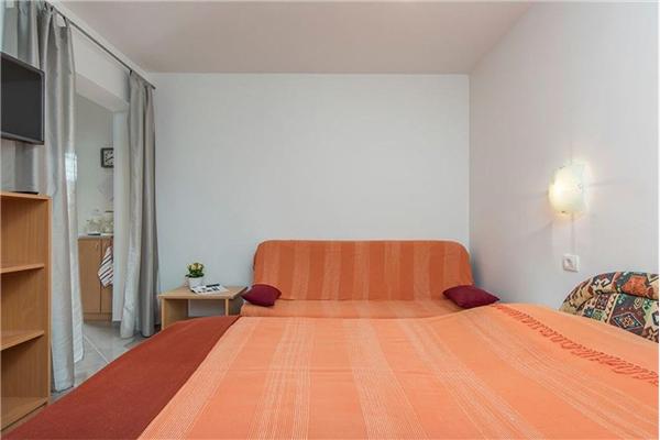Apartment A1, for 3 persons