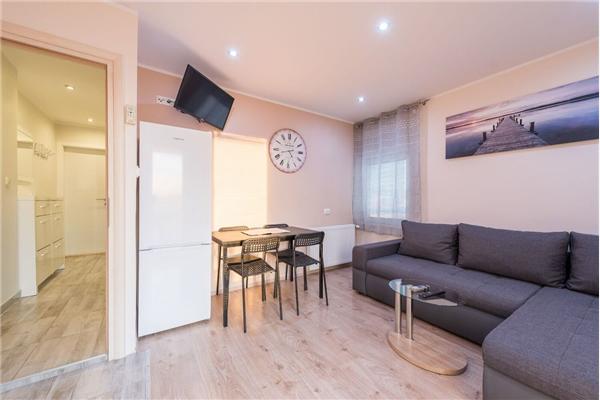 Apartment A1, for 6 persons