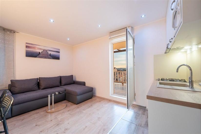 Apartment A1, for 6 persons