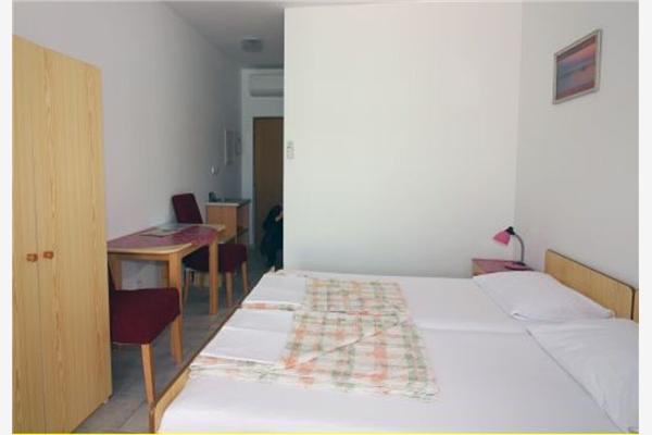 Apartment A6, for 2 persons