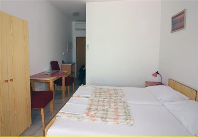 Apartment A7, for 2 persons