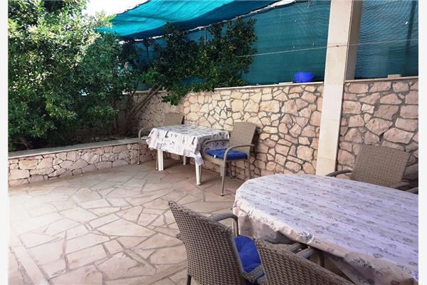 Apartment A1, for 5 persons