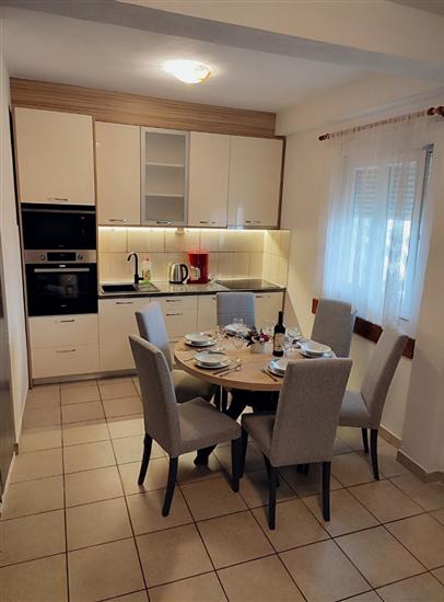 Apartment A3, for 6 persons