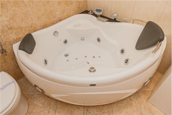 House K1, for 14 persons