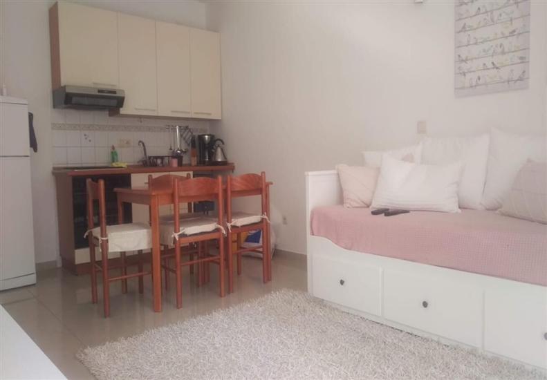 Apartment A2, for 3 persons