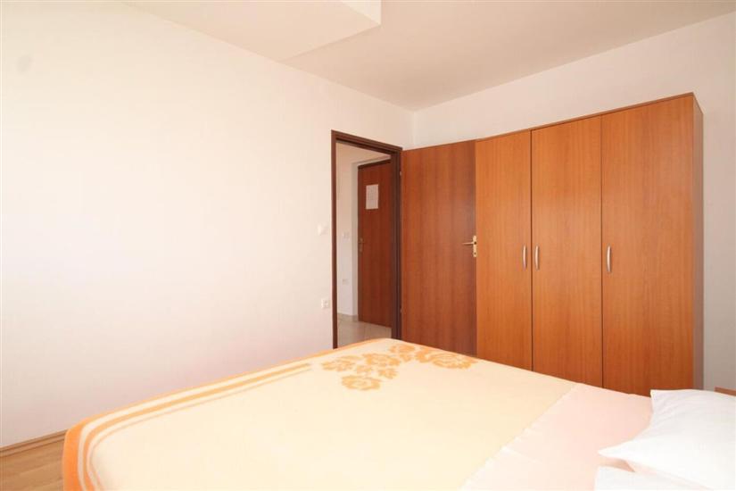 Apartment A2, for 3 persons