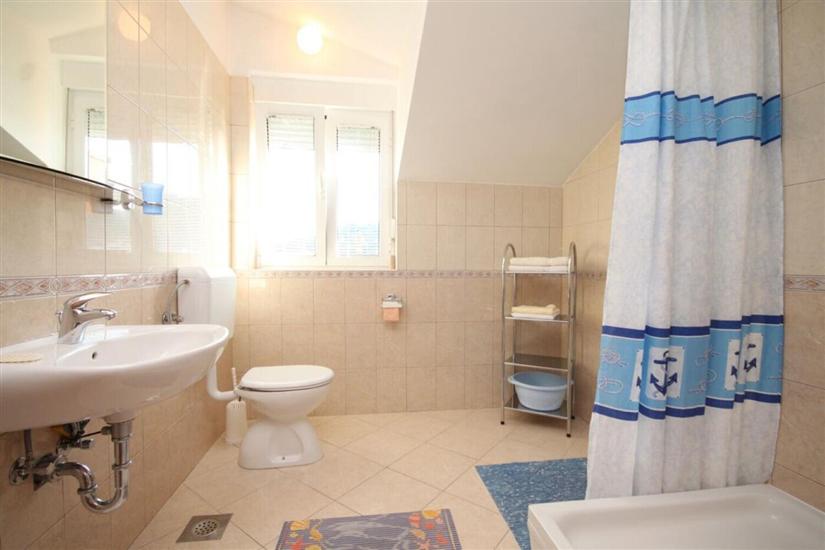 Apartment A2, for 3 persons