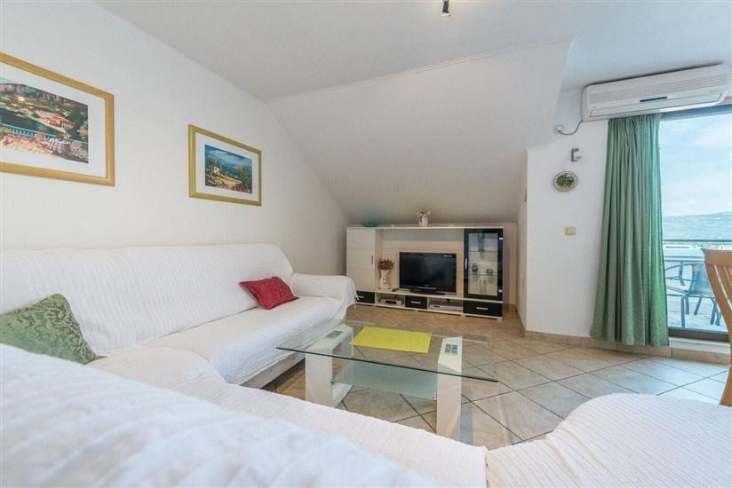 Apartment A3, for 5 persons