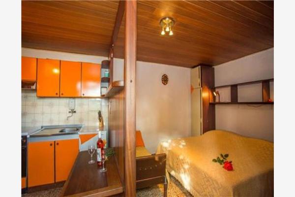 Apartment A2, for 2 persons