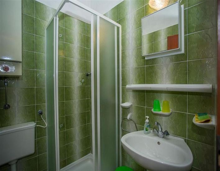 Room S6, for 2 persons