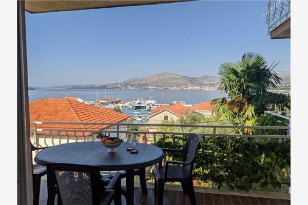 Apartment A3, for 6 persons