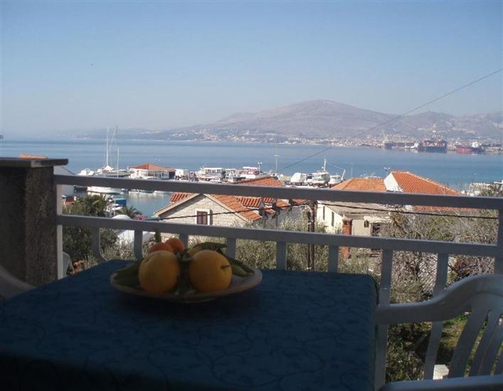 Apartment A4, for 3 persons