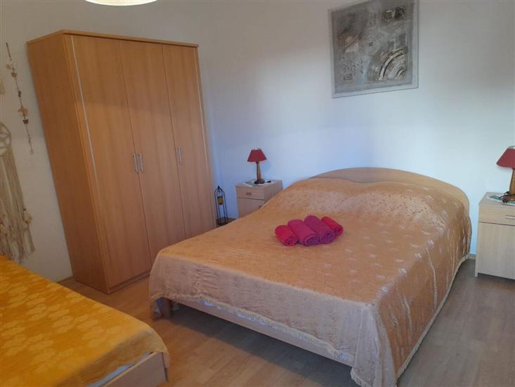 Apartment A1, for 3 persons