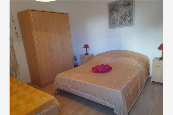Apartment A1, for 3 persons