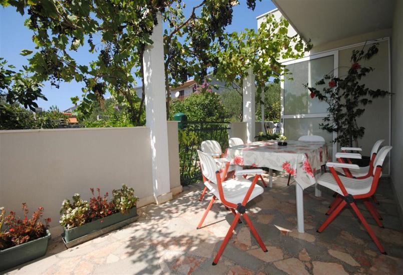 Apartment A1, for 6 persons