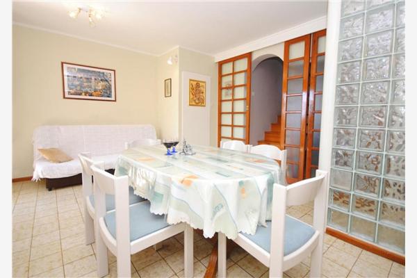 Apartment A1, for 6 persons