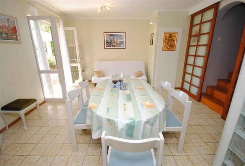 Apartment A1, for 6 persons