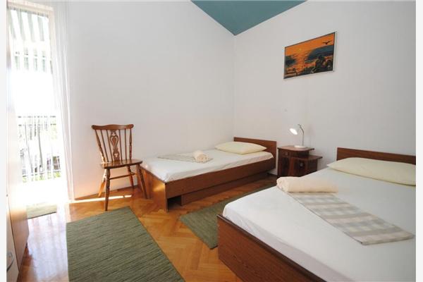 Apartment A1, for 6 persons