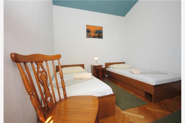 Apartment A1, for 6 persons