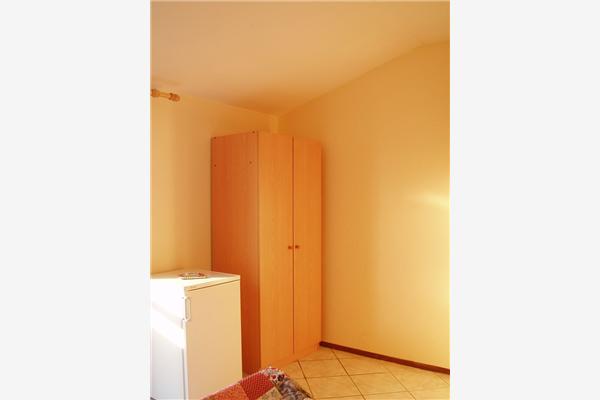 Room S3, for 2 persons