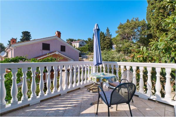 Apartment A2, for 3 persons