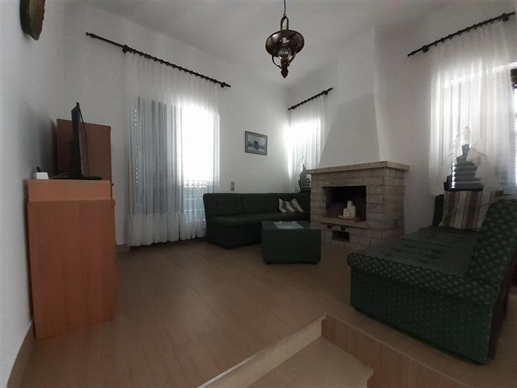 Apartment A1, for 7 persons