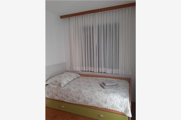 Apartment A1, for 7 persons