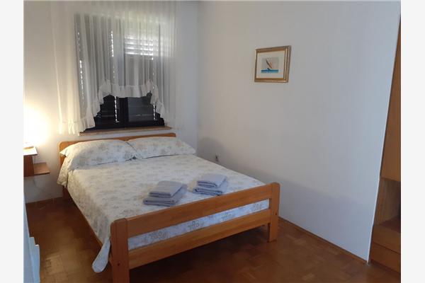 Apartment A1, for 7 persons