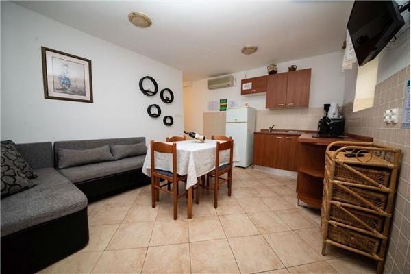 Apartment A1, for 6 persons