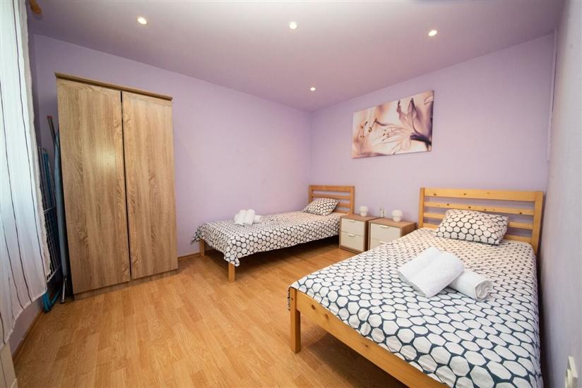 Apartment A1, for 6 persons