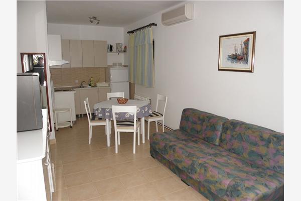 Apartment A2, for 5 persons